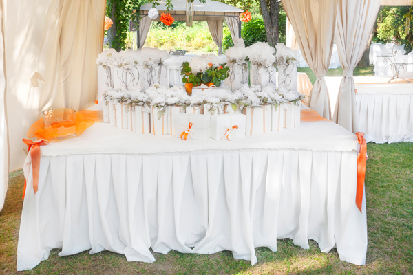 everypennycount Avoiding Extra Wedding Expenses